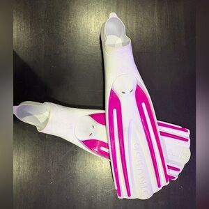 Oceanic Viper 2 Full Foot Fins White/Pink XX-Small (3/4)